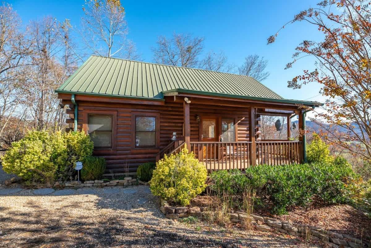 Gorgeous View. Hot Tub. Privacy. Fireplace. Pool & Fishing Access! Sevierville Εξωτερικό φωτογραφία